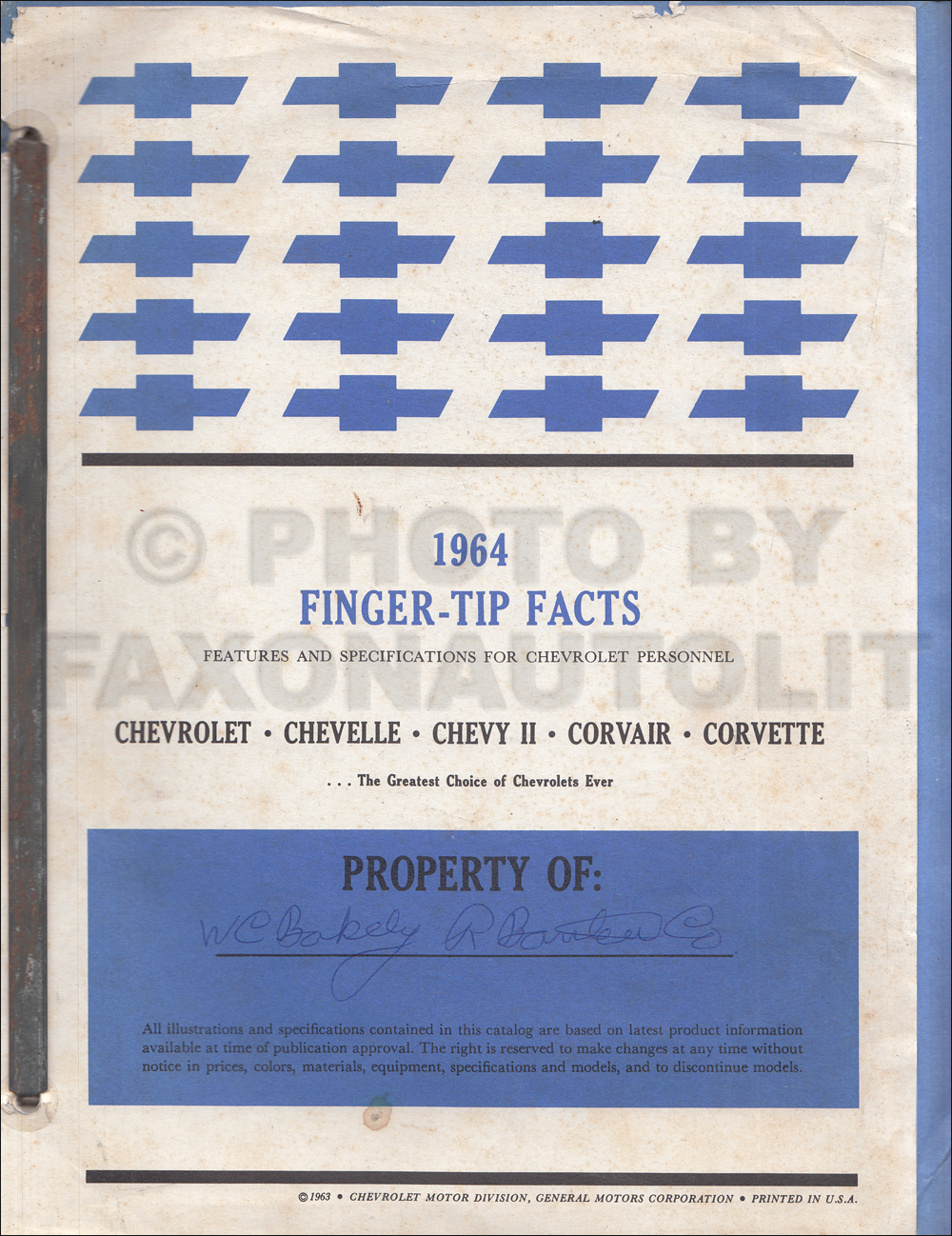 1964 Chevrolet Car Finger Tip Facts Book Dealer Album Original