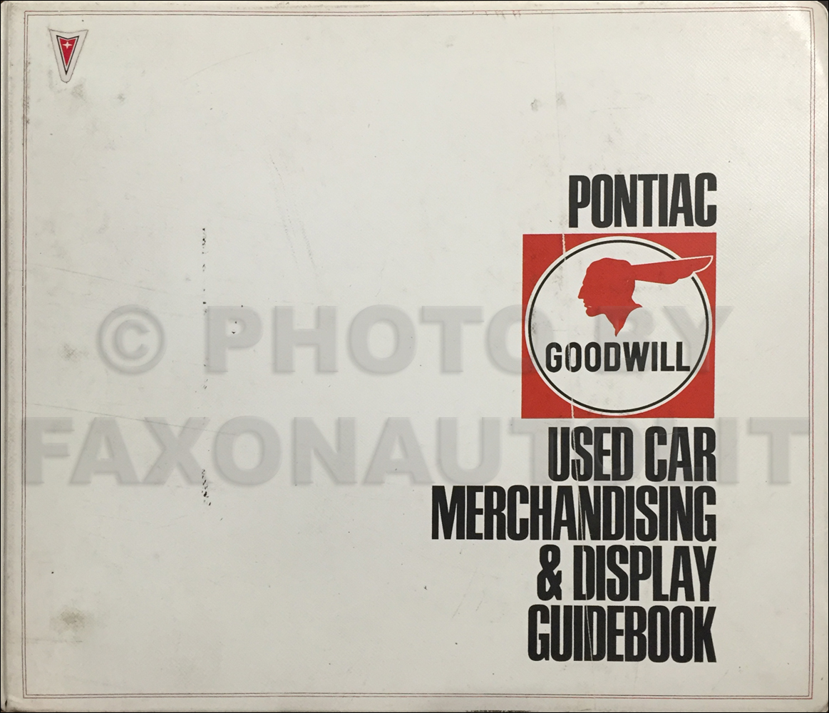 1966 Pontiac Used Car Merchandising & Display Guidebook Dealer Album Original