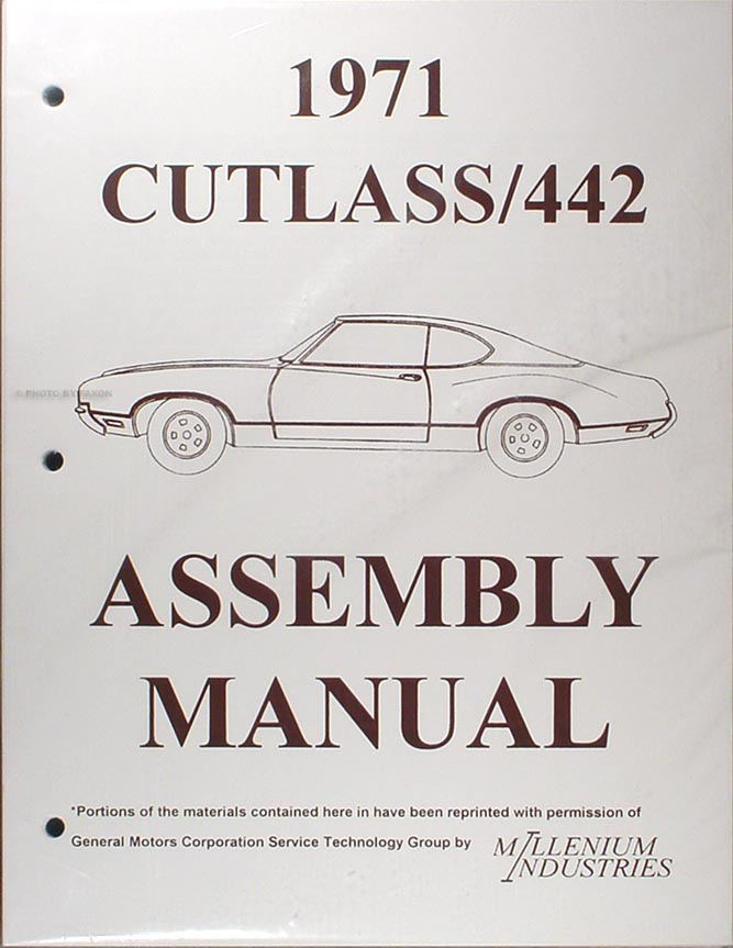 1971 Oldsmobile Assembly Manual Reprint Cutlass 442 S Supreme F-85 looseleaf