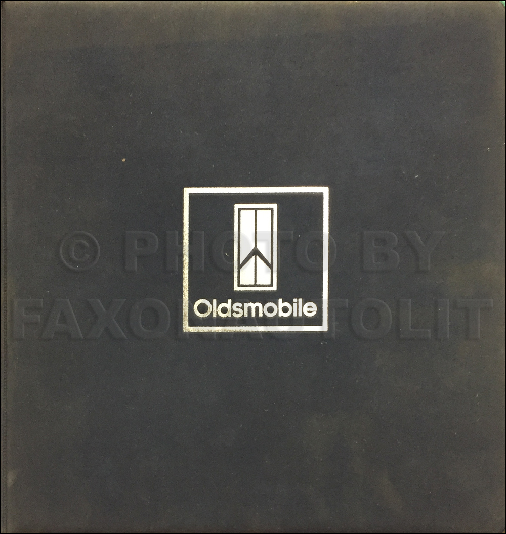 1986 Oldsmobile Color & Upholstery Dealer Album/Data Book Original