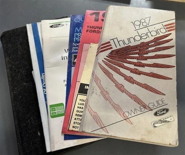 1987 Ford Thunderbird Owner's Manual Original