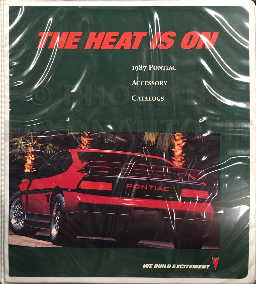 1987 Pontiac Branded Merchandise Catalog Dealer Album Original