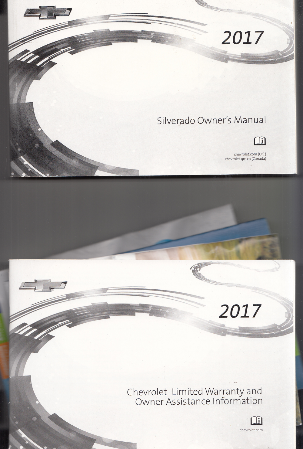 2017 Chevrolet Silverado Owners Manual with Pamphlets Original