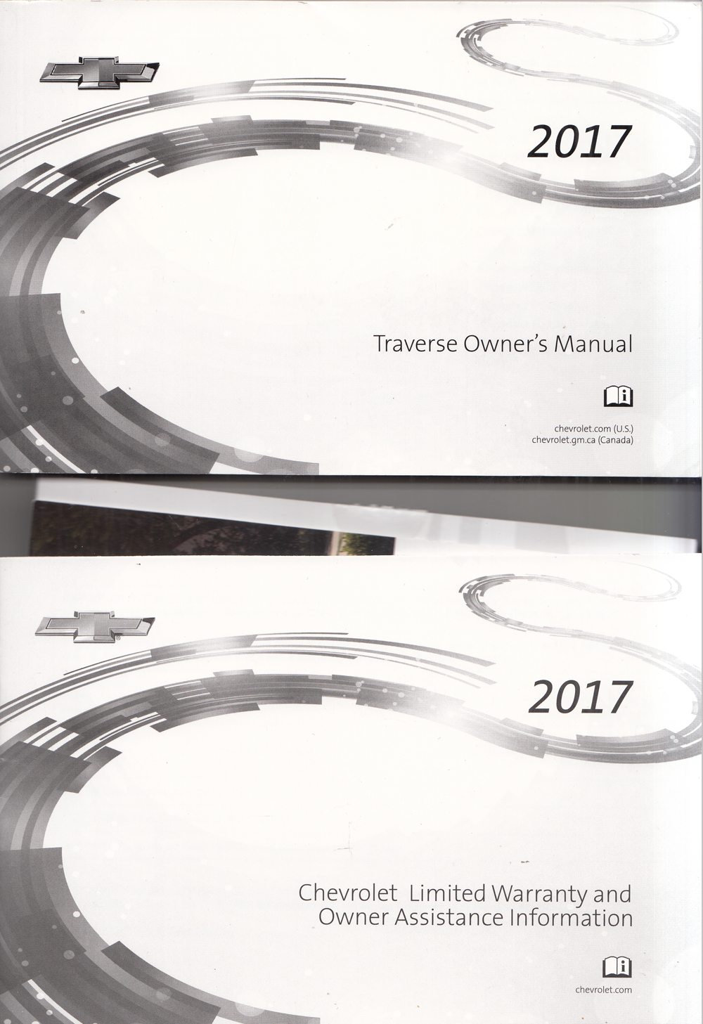 2017 Chevrolet Traverse Owners Manual with Pamphlets Original