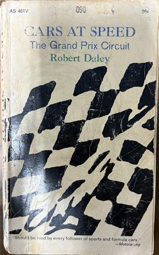 Cars at speed: the Grand Prix circuit